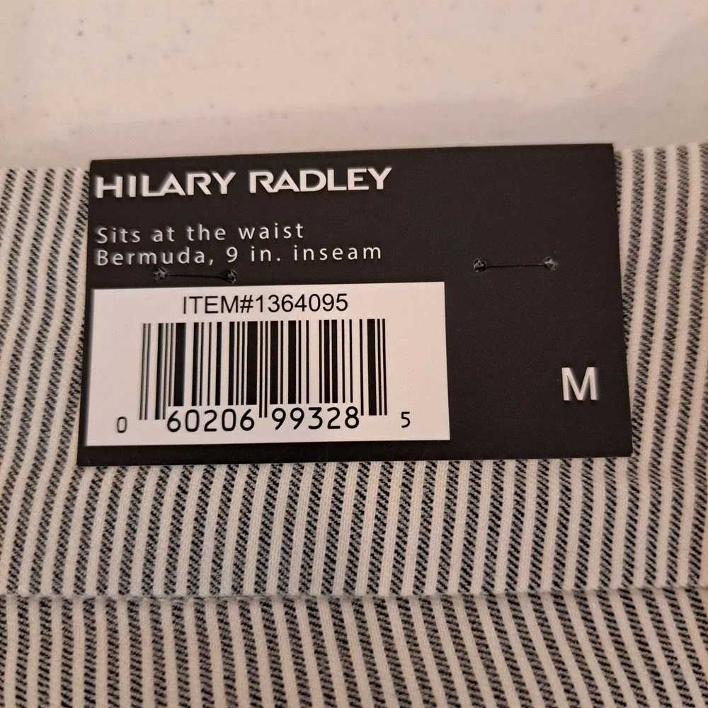 Hilary Radley Womens Shorts M Black NWT Pinstripe Bermuda 1723-140